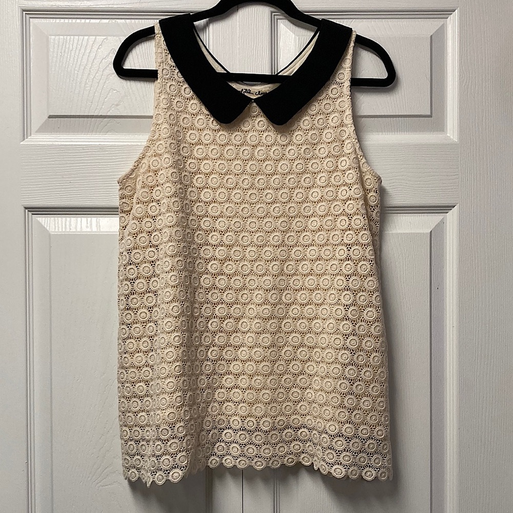 Lili’s Closet Black & White Blouse